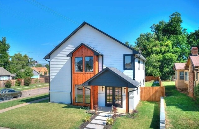 Spacious upscale 4-bedroom house near the OU Medical Center