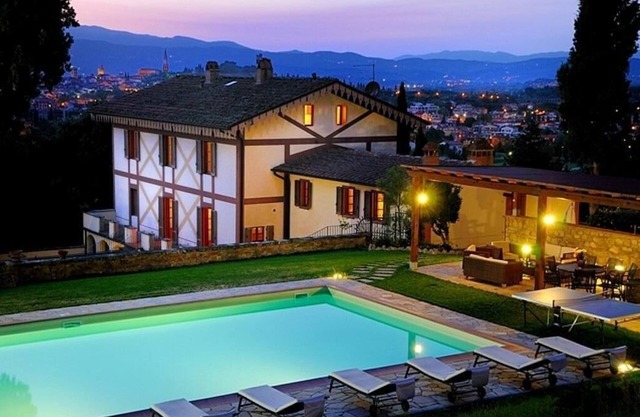 Spacious Villa Noble With All the Comfort, Located In A Peaceful Location Arezzo