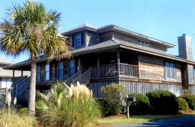 Spacious Villa! Ocean & Marsh Right Out Your Door!nGorgeous Sunrises & Sunsets!