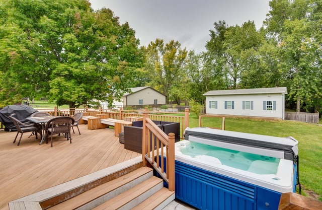 Spacious Waukee Family Home w/Huge Game Room!