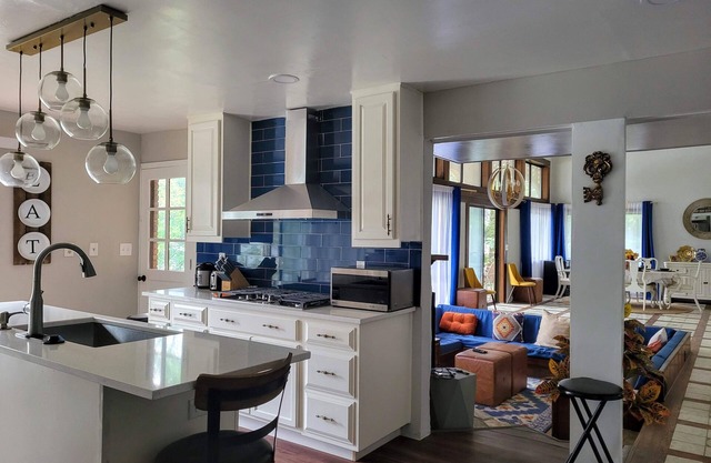 Spanish style Lakefront Home w/Breathtaking views! Great for family or business