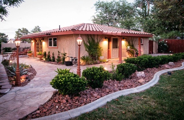 Specializing in Long -Term Las Vegas Lush, Tropical Garden Guesthouse w/Pool