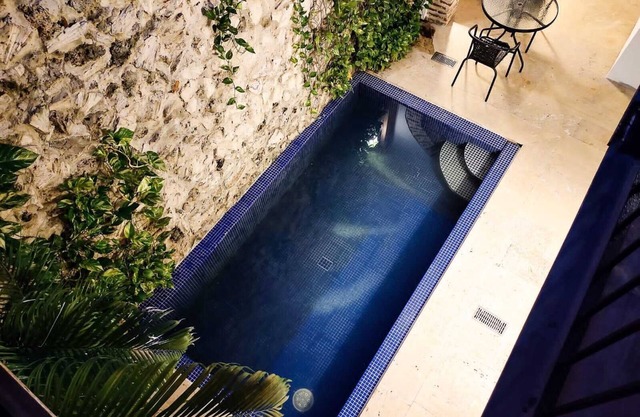 SPECTACULAR HOUSE WITH POOL AND TERRACE IN THE CITY CENTER