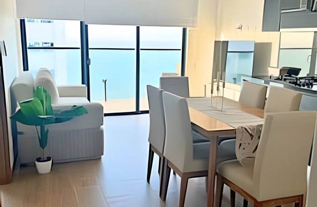 Spectacular apartment, unparallel views!