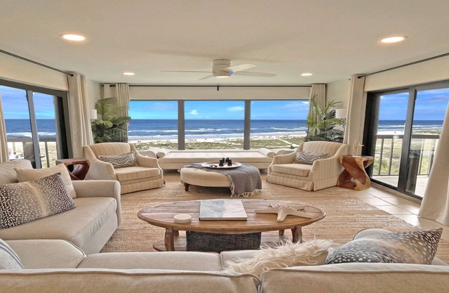 Spectacular condo with 2 king OCEANFRONT bedrooms just steps to the Ritz!