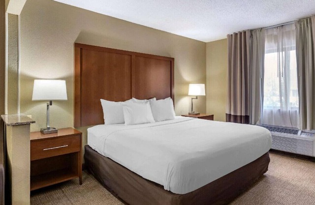 Spectacular Suite for a Romantic Getaway