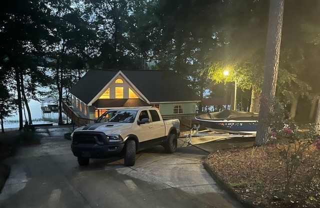 Spectacular Upscale Romantic Charming Lakefront A-Frame Chalet with Vineyard.