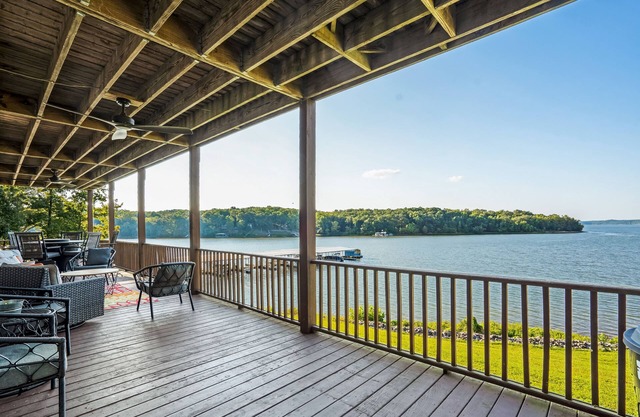 Spectacular Views from this 2 Bedroom, 2 Bath Lakefront Condo 4a, full covered deck