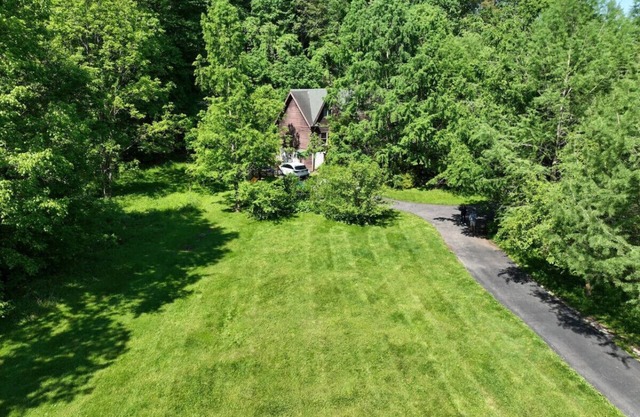 *Spectrum Wi-Fi, firepit, pet friendly, playground