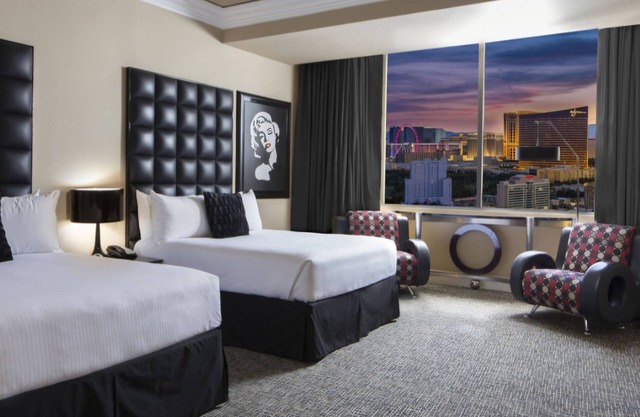 Spend Cowboy Christmas at the Luxurious Westgate Las Vegas