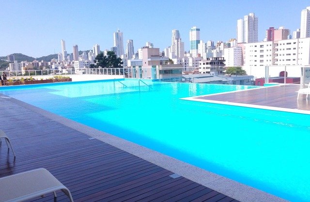 Spend your Holidays in a Club