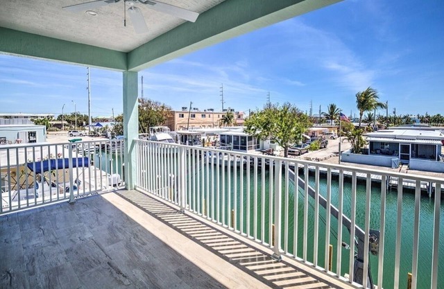 Spiny Lobster Suites