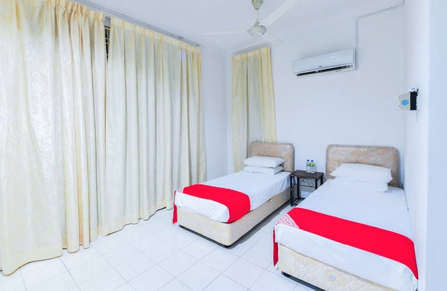 SPOT ON 89954 D'yan Chalet