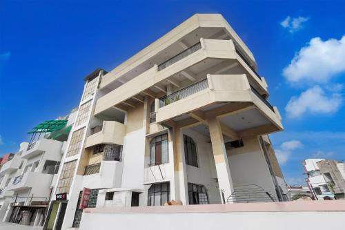 SPOT ON Hotel prayag villa