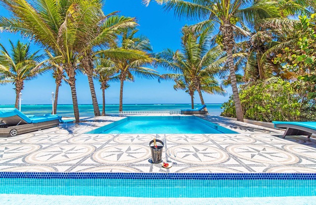 Sprat Bay Luxury Villa