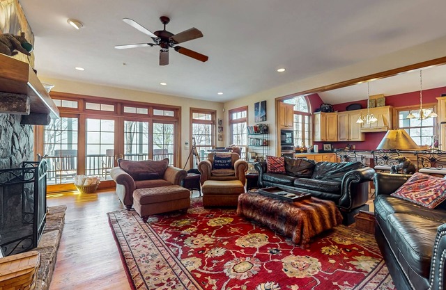 Sprawling family retreat with hot tub, fireplace and mountain views