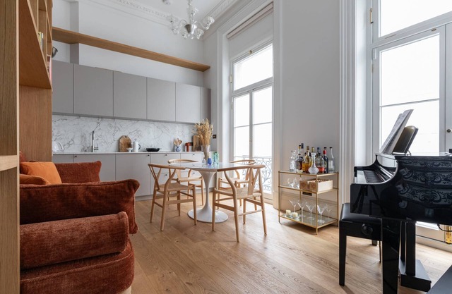 Spring Gardens by onefinestay