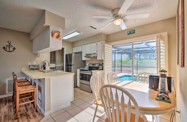 Spring Hill Vacation Rental w/Central A/c!