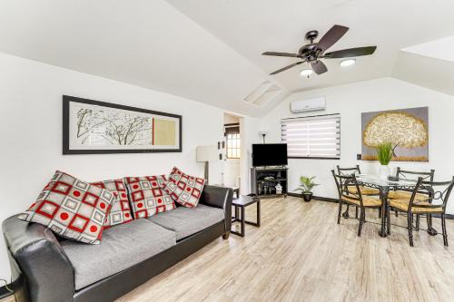 Springdale Vacation Rental about 9 Mi to Fayetteville!