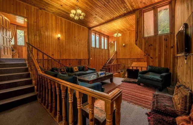 Spruce Resort Khanian