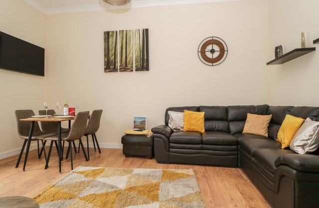 ST JOHNS VIEW, pet friendly in Keswick