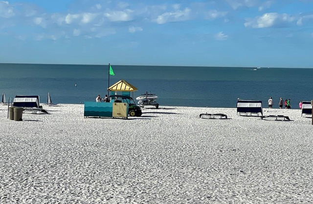 Standard Boulevard View with 2 Double Beds