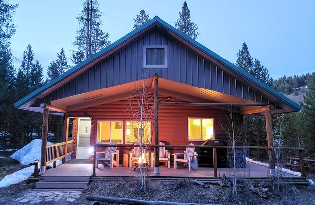 Stanley Stays - The Valley Creek Cabin