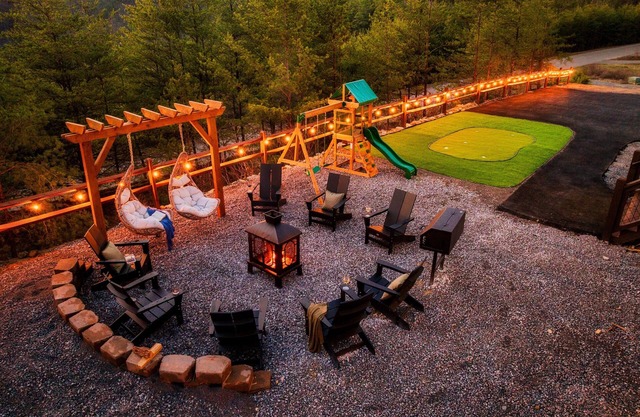 Stargazing Pool Golf Murals