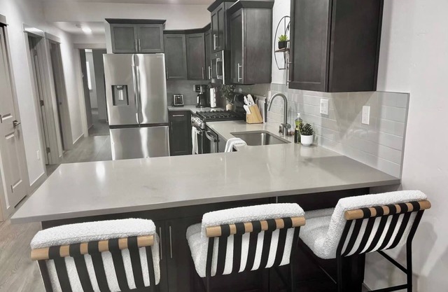 Stay in Boise’s coveted North End! This 3BR/2BA retreat with Hot Tub and 21 Miles to Bogus Basin!