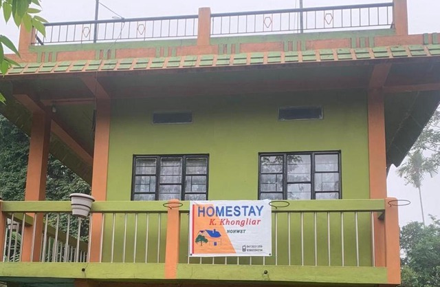 Stay Inn K. Khongliar Homestay