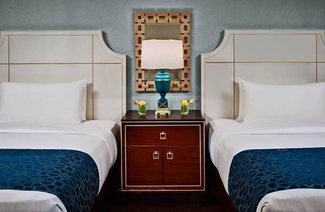 Stay Next to Jackson Square! Pet-friendly Room! Pool Available!