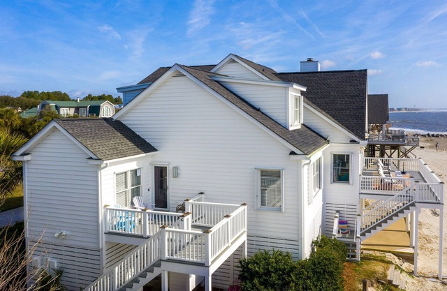 Stay @ Ocean Spray at the Blue Horizon