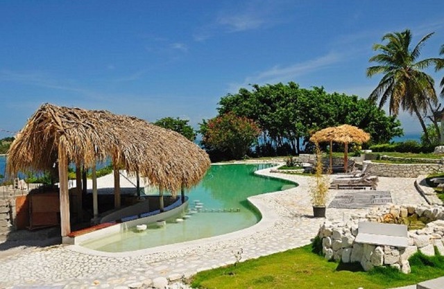 Stay on the last preserved island of the Caribbean
