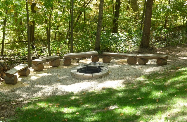 Stay & play at the largest rental in Jo Daviess County, the Eagle's Nest