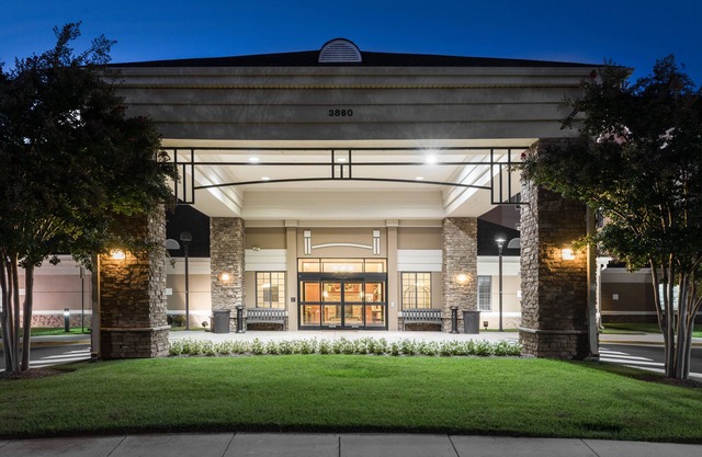 Staybridge Suites Chantilly - Dulles Airport by IHG