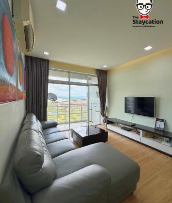 Staycation Homestay 71 Skyvilla near Batu Kawa