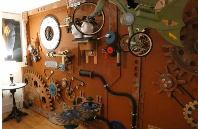 SteamPunk Bunk House and Intergalactic Way Station