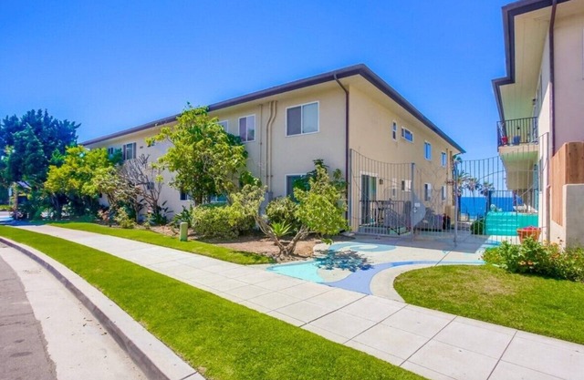 Steps from Ocean/Pet Friendly/Walk to Village