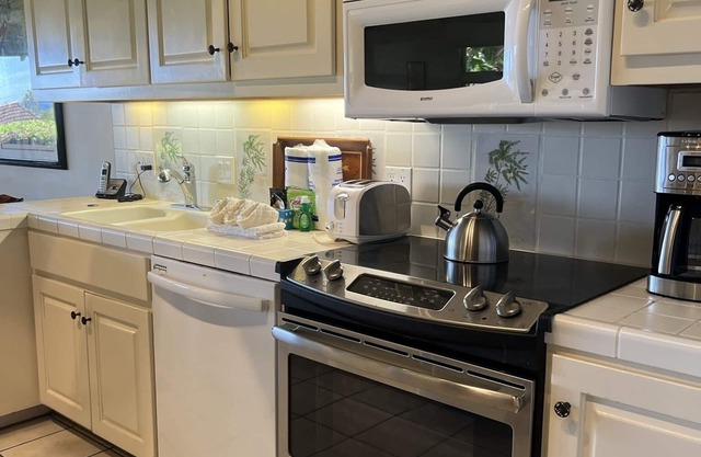 Steps from the Ka'anapali Royal Golf Course