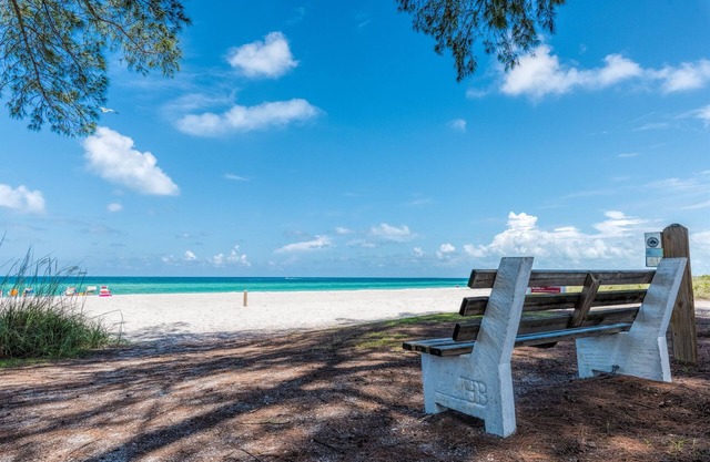 Steps To The Beach, Private & Heated Pool, Renovated - Now Booking Summer/Fall!