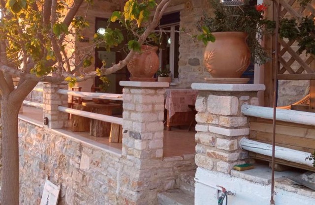 Stone house in Mikra Naxos