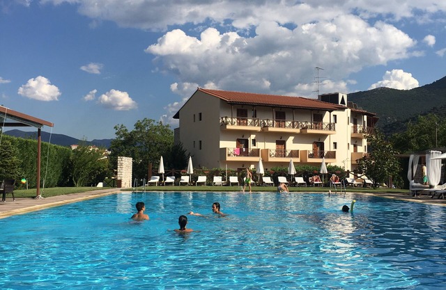 Stone villa PLANITERO