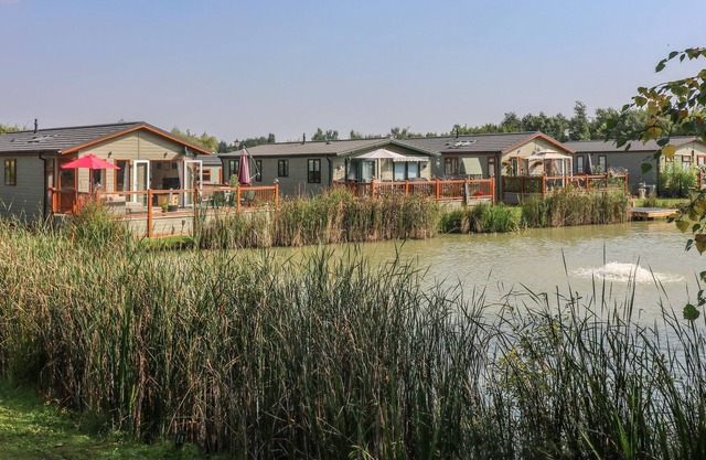 STONESTHROW, pet friendly, with a garden in Barkston