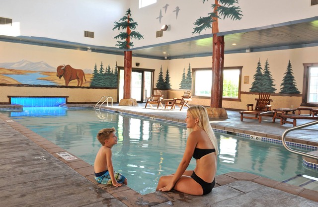 Stoney Creek Hotel St. Joseph