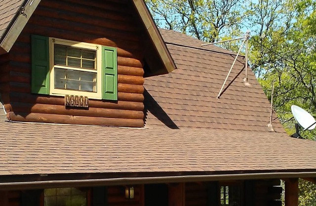 Storybook Log Cabin near Sequoia National Park