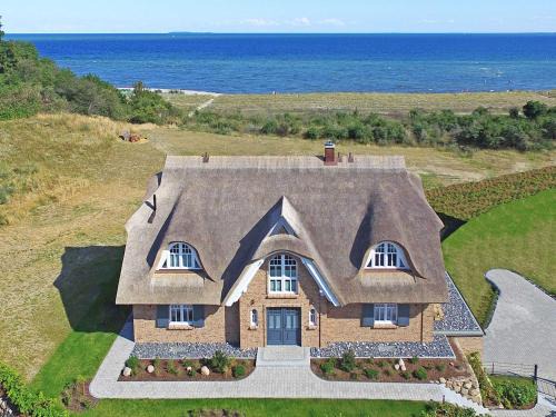 Strandhaus 7 "Ostsee" in Lobbe mit Meerblick, Sauna, Kamin