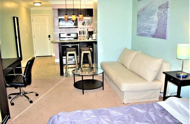 Studio #3, private entrance/kitchen/bathroom