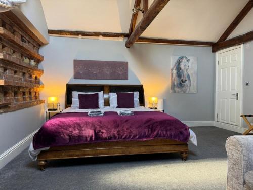 Studio 3B The Carriage House York 6m Village Location