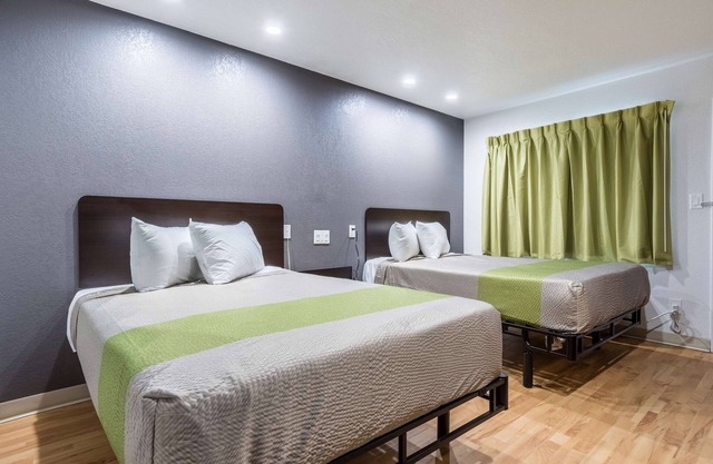 Studio 6 Buttonwillow, CA