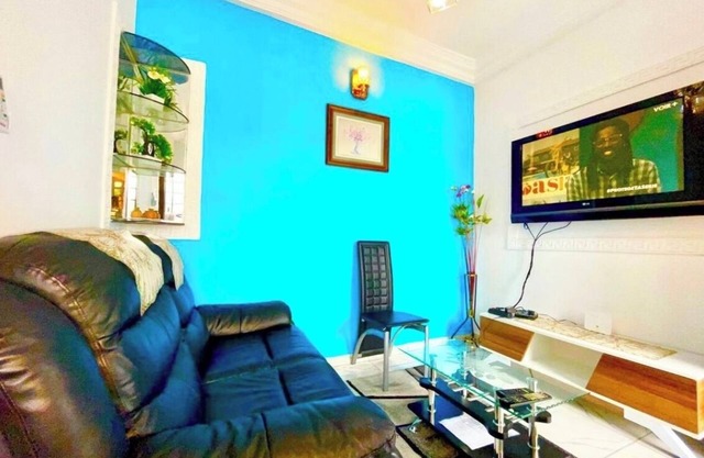 Studio A4 Fustel City, Bonamoussadi Santa Lucia, WiFi, canal, well, janitor